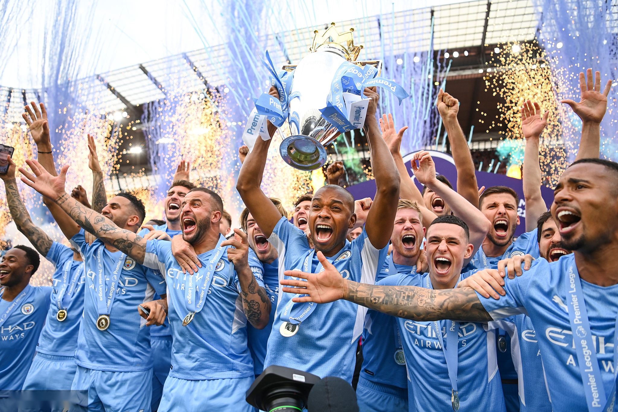 路途並非一 路途並非一